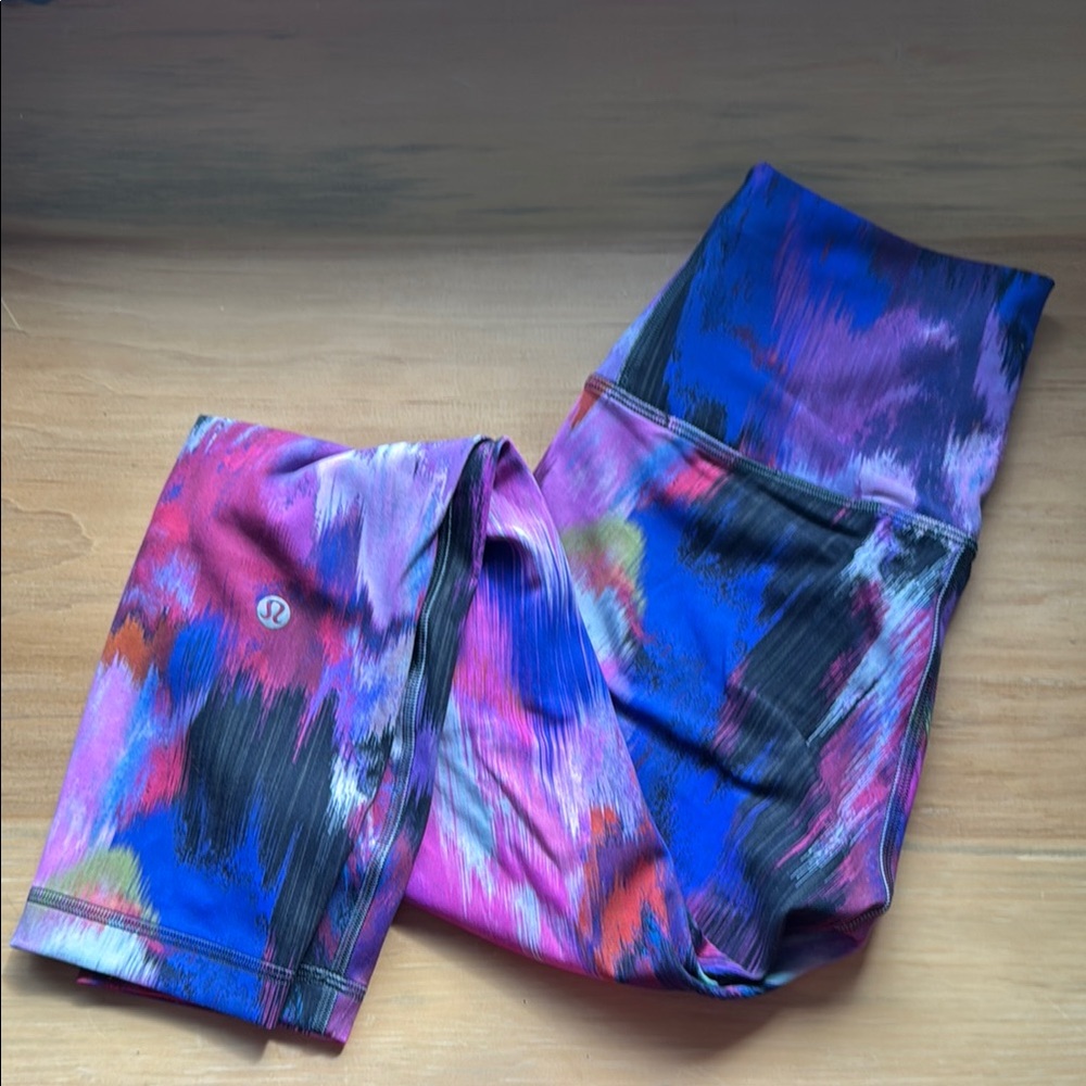 lululemon athletica Blue and Purple Leggings 3/4 length